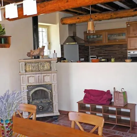 Holiday home Les Hauts D'entrages